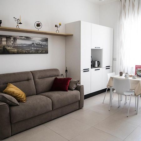 Appartamento La Casa Di Ari Napoli Esterno foto